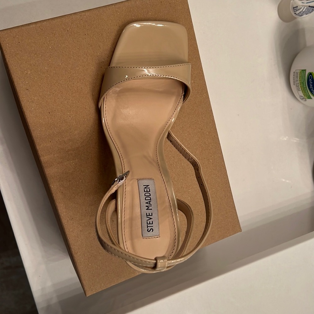Steve Madden Lange Nude heels